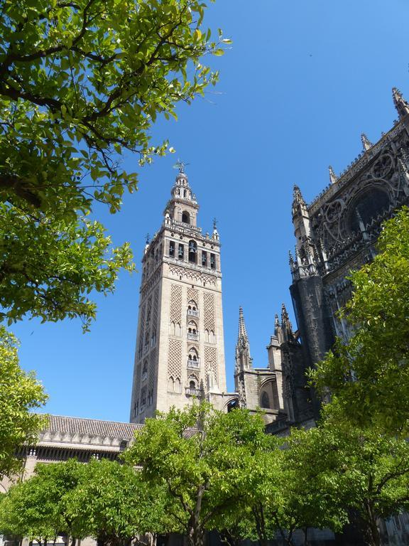 Hostly Acetres 2A-Penthouse In City Center-Fibre-Parking Opt Seville Exterior photo